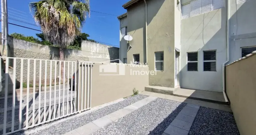 Aluguel Casa Sobrado 2 Dormitórios sendo Suítes Bairro Cidade Jardim - Jacareí