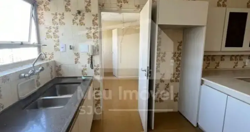 Aluguel Apartamento 230m² - 4 Dormitórios sendo 1 Suíte - Centro - São José dos Campos