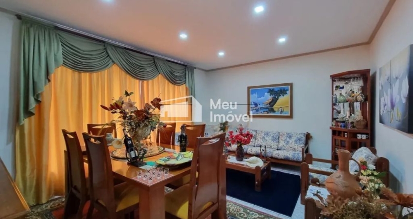 Casa Residencial ou Comercial com 5 Dormitórios e 2 Suítes – Bairro Palmeiras de São José – Zona Sul de São José dos Campos/SP.