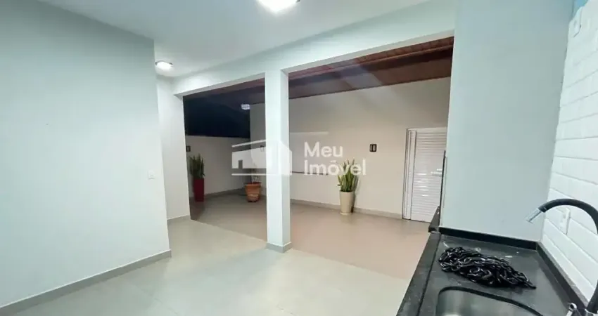 Casa Térrea de Alto Padrão – 5 Dormitórios – Condomínio Portal da Serra – Urbanova – São José dos Campos/SP