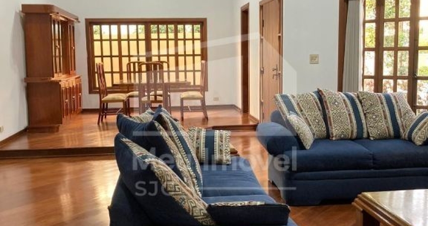Casa de Alto Padrão no Condomínio Aquarius 1 - São José dos Campos/SP - Conforto e Exclusividade.