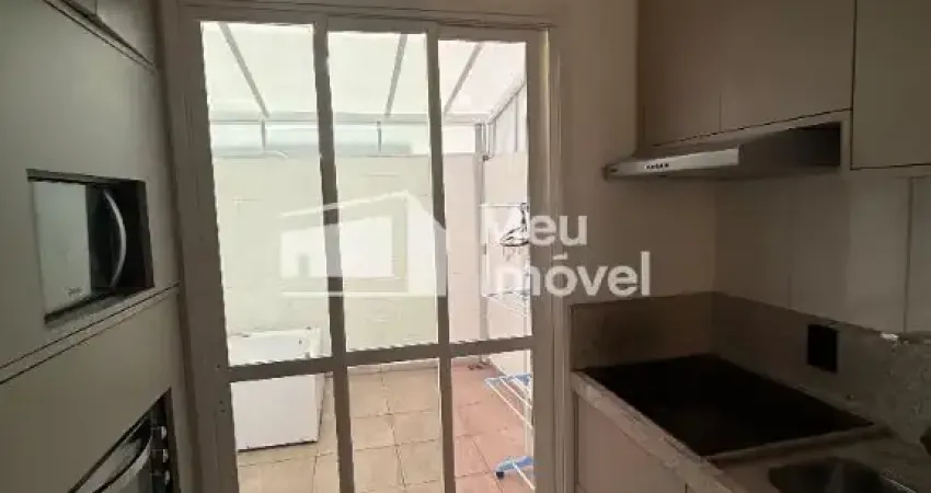 Casa Mobiliada 2 Dormitórios com Suíte e Hidromassagem – Condomínio Fechado – Chácara dos Coqueiros