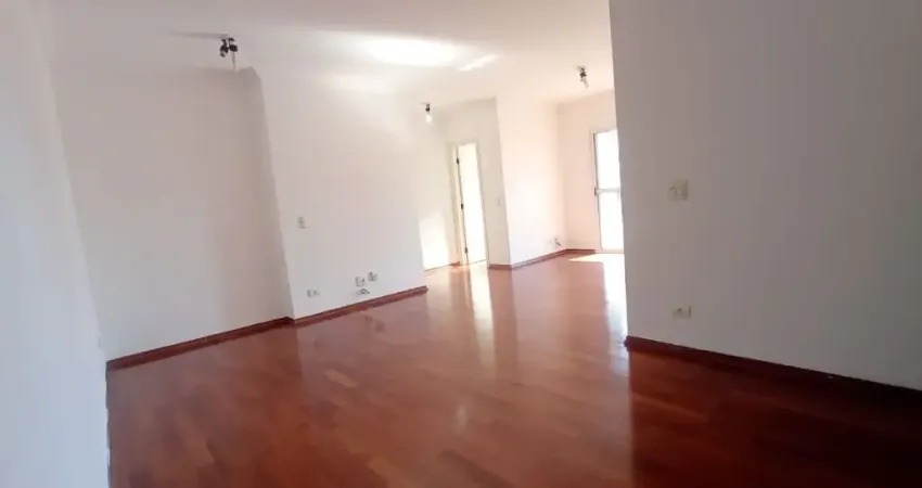 Apartamento Amplo com 3 Dormitórios, Suíte e Hobby Box – 126m² – Andar Alto – Bairro Vila Adyana