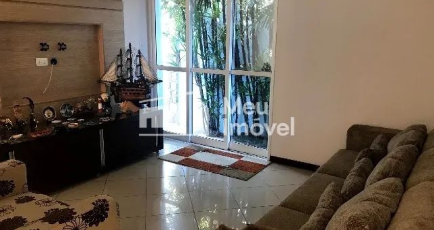 LUC Aluga Casa   de  Ato Padrão 330m²- 4 Quartos (3Suítes)  em Condomínio Fechado Jacareí