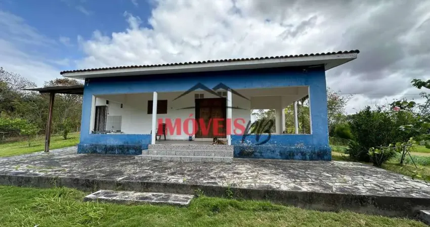 Granja com 5 hectares toda escriturada arejada, acesso tranquilo.