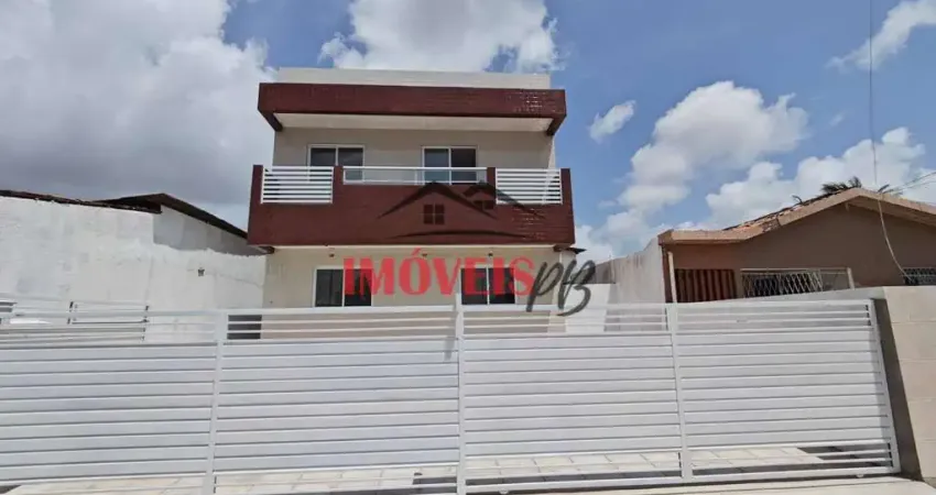Apartamento com 2 quartos sendo 1 suíte no Valentina com ótima localização.