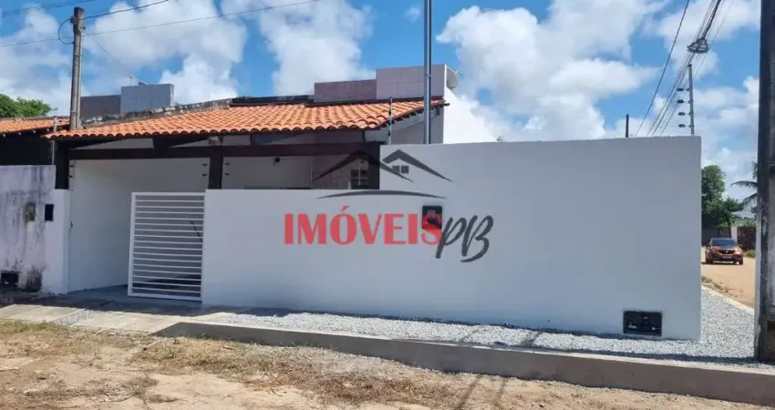 Casa na praia do amor de esquina, com 2 quartos sendo 1 suíte e piscina