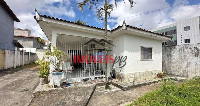 Casa no Portal do Sol, com 3 quartos sendo 1 suíte toda solta