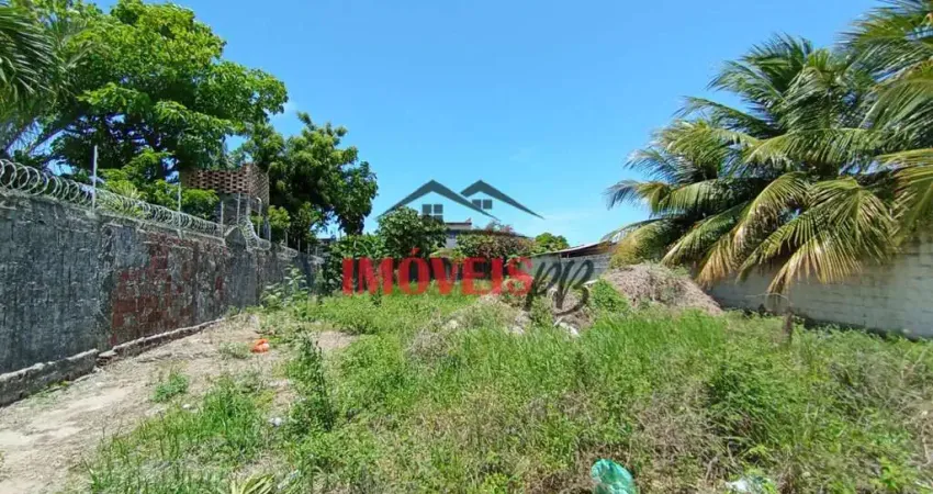 Terreno com ótima localização a 100 metros da pista.