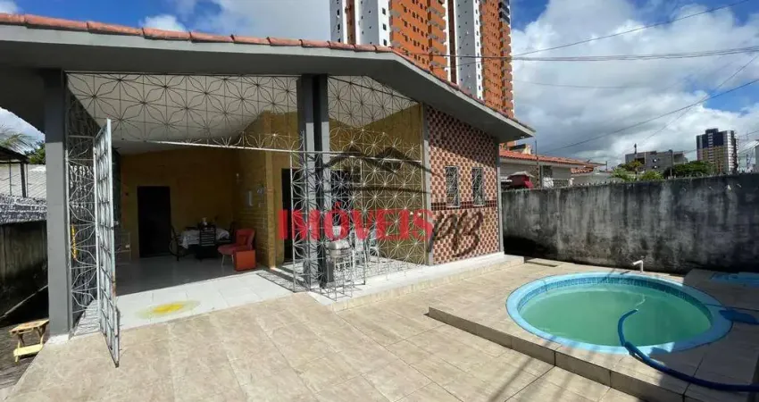 Casa com 4 quartos sendo 2 suítes, bem localizado com posição nascente.
