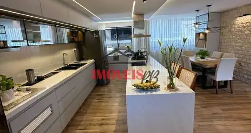Apartamento na orla de cabo banco com 4 quartos sendo 2 suítes, beira mar.