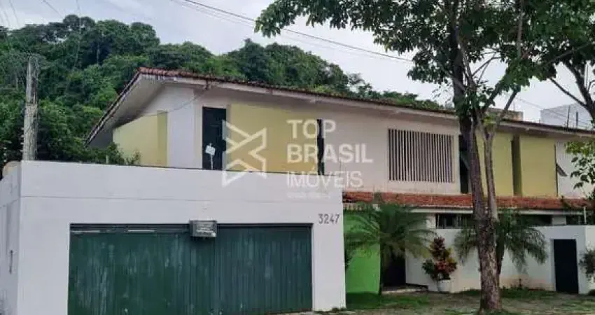 Casa 04 Suítes em Nova Descoberta  -  Natal
