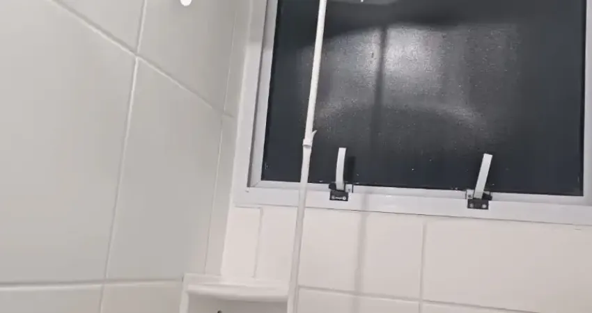 Apartamento com 2 quartos para alugar na Rua Enéas Camargo, Chácara Maria Trindade, São Paulo