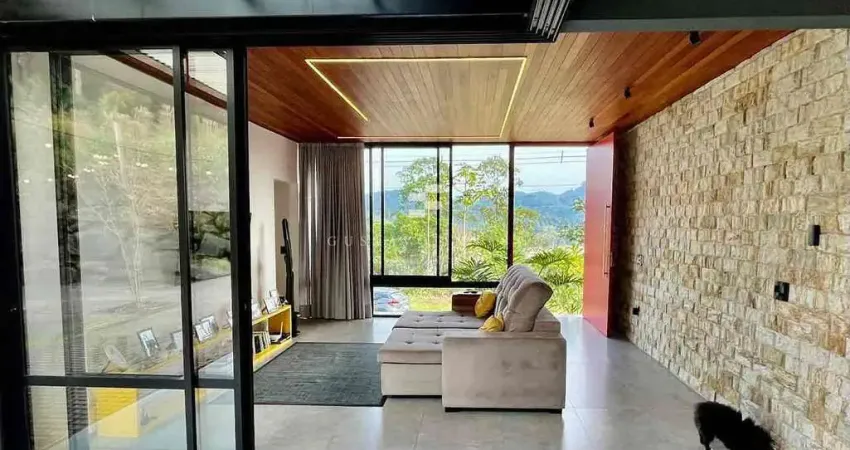 Casa padrão à Venda, Imigrantes , Guabiruba, SC
