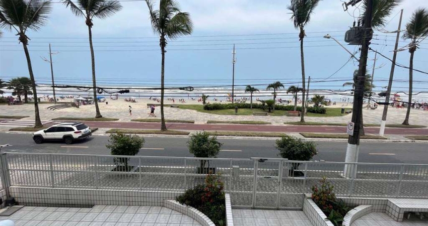 APARTAMENTO COM 2 DORMITÓRIOS DE FRENTE AO MAR NA VILA CAIÇARA