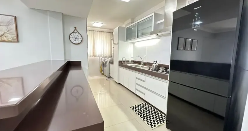 Apartamento Frente Mar para locação anual