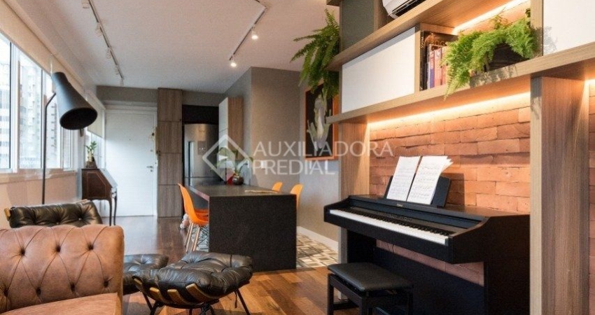 APARTAMENTO DE 2 QUARTOS COM SUÍTE PRÓXIMO AO PARCÃO!