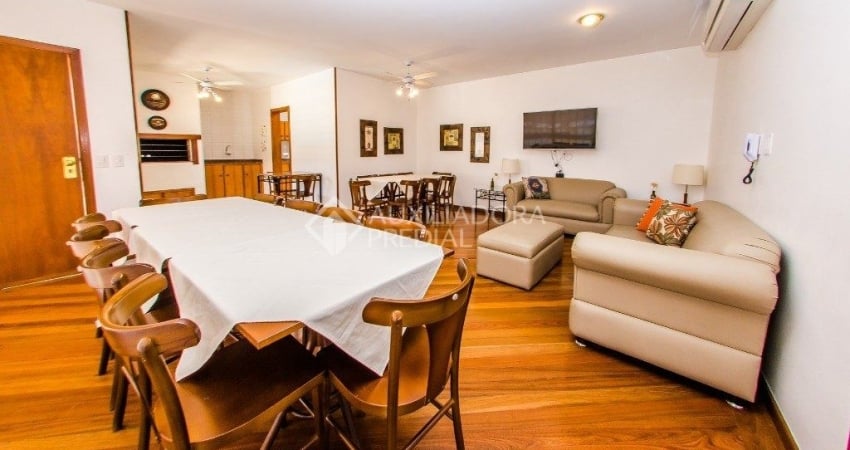 APARTAMENTO  03 SUITES SACADA CHURRASQUEIRA  02 VAGAS