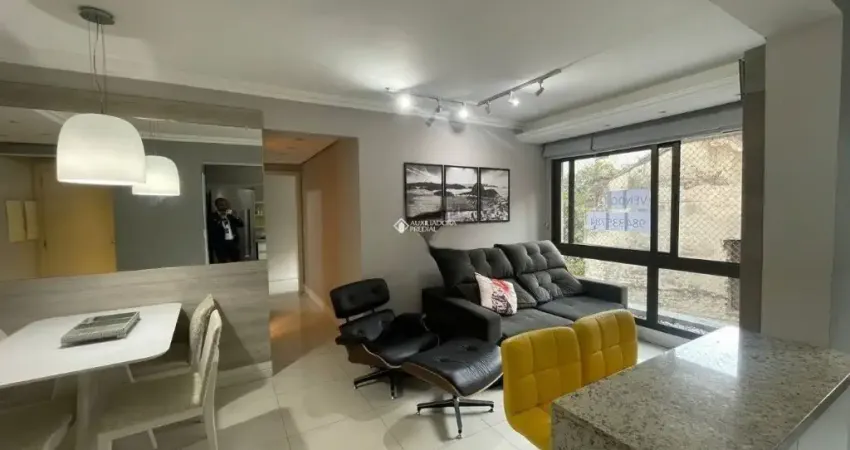 Apartamento de 2 quartos com vaga no Centro Histórico