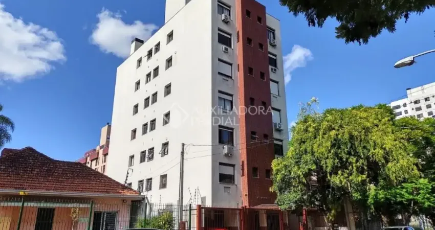 Apartamento com 2 quartos, suíte e cozinha conceito aberto, 2 vagas, no Menino Deus