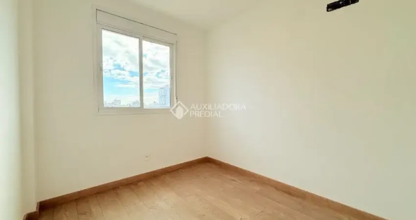 Apartamento com 3 quartos à venda na Rua Monteiro Lobato, 334, Partenon, Porto Alegre