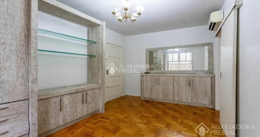 Apartamento térreo estilo casa no bairro rio branco – porto alegre