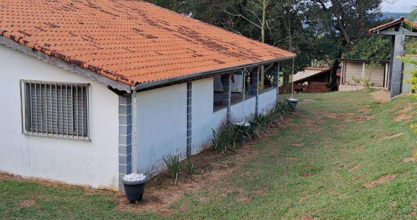 chácara a venda 3 quartos sendo 1 suíte, 2.000m&#178;, R$ 450.000