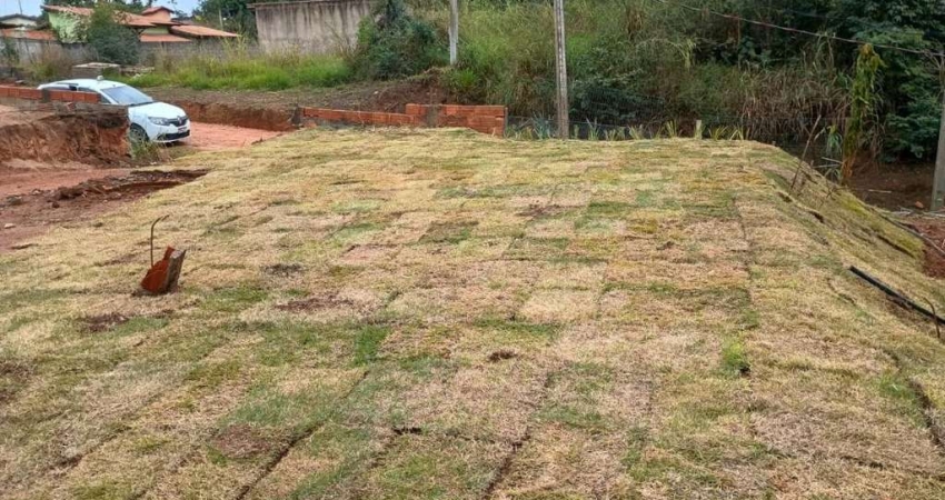 Terreno a venda em condomínio