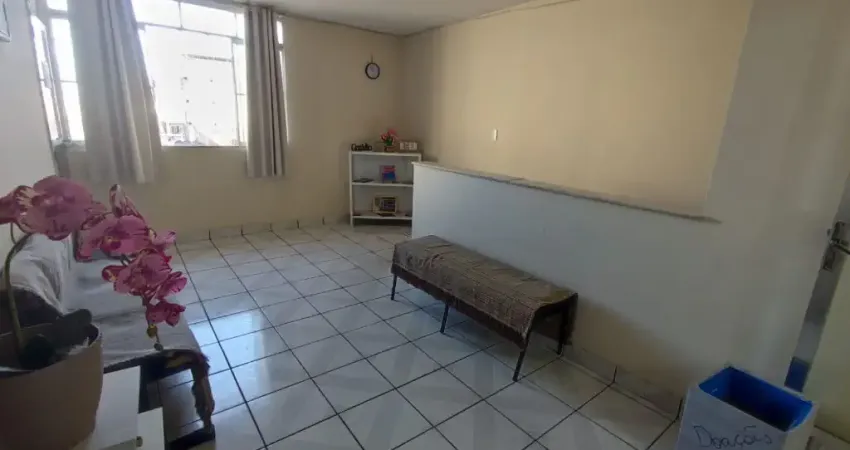 Alugo excelente sala comercial em Paciência estrada Santa Eugênia em frente ao Brizolão!