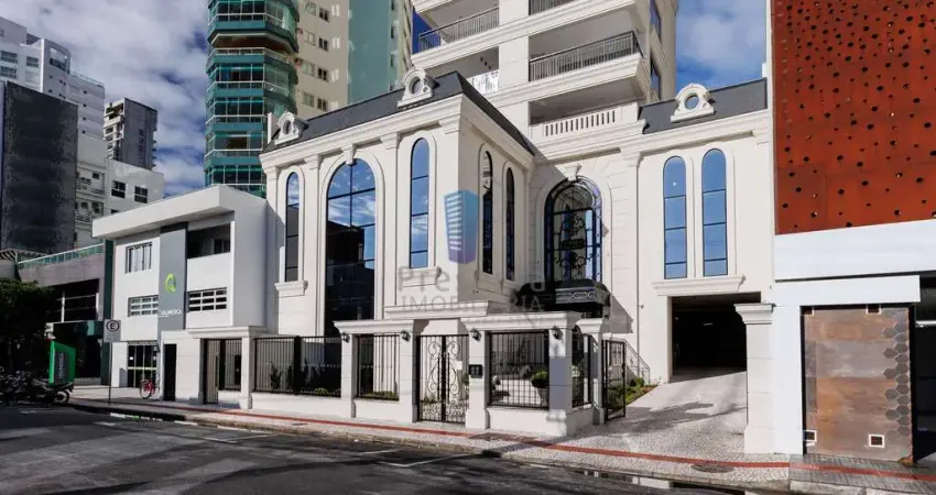 Apartamento com 4 quartos à venda na Rua Lauro Muller, Centro, Itajaí