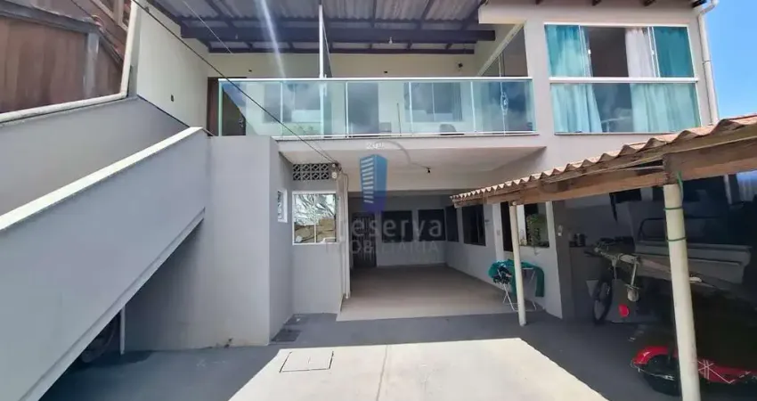 Apartamento com 6 Kitnets