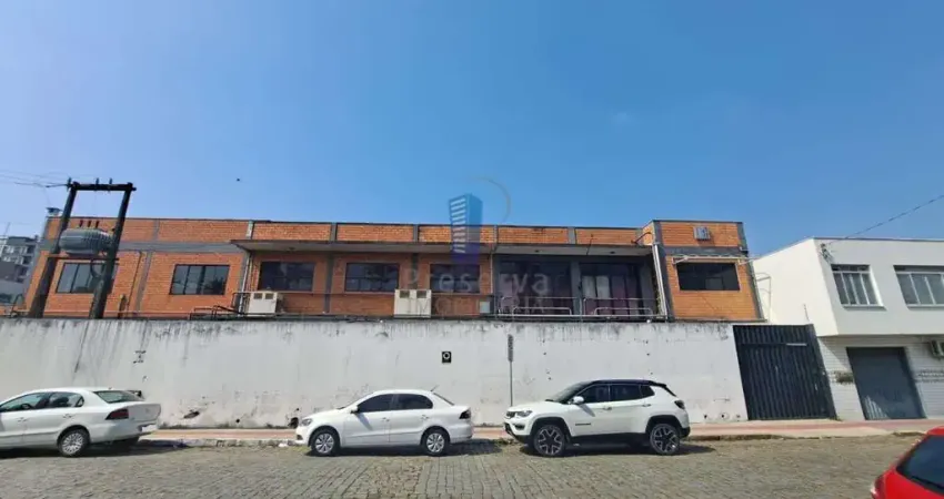 Prédio para alugar no bairro Vila Operária - Itajaí/SC