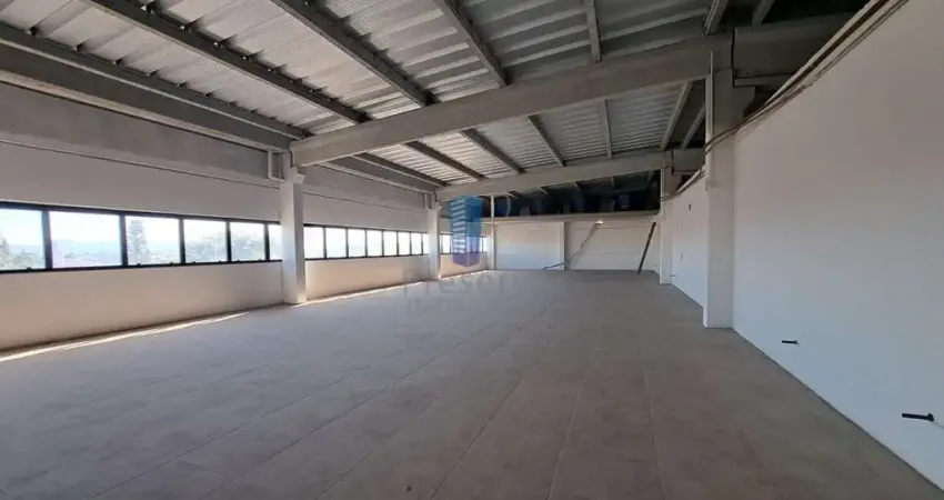 Sala Comercial Nova com 270 m² em Complexo comercial