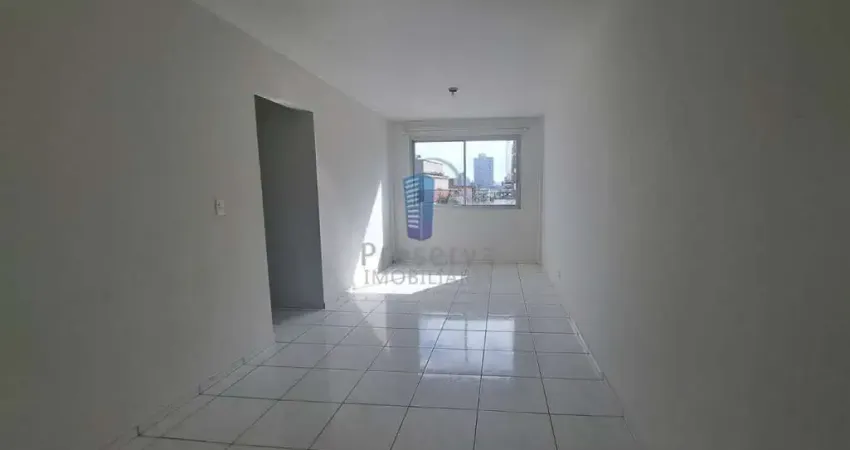 Apartamento com 3 quartos para alugar na Rua Treze de Maio, Centro, Itajaí