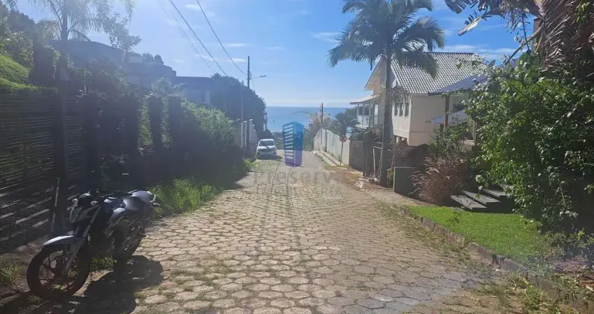 Terreno à venda na Rua Engenheiro João da Rocha Mello, 315, Cabeçudas, Itajaí