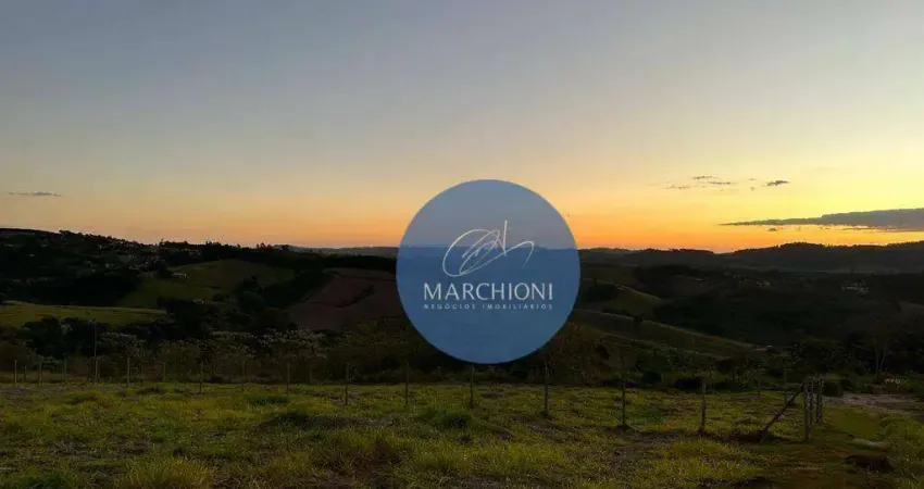 Lote com escritura, vista do pôr do sol em Pinhalzinho!