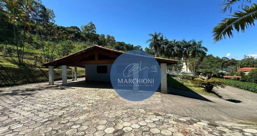 Chácara em condomínio fechado, terreno com 3450m²!