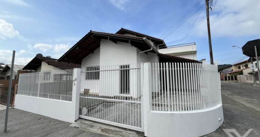 Casa com 2 quartos para alugar no Itoupava Norte, Blumenau 