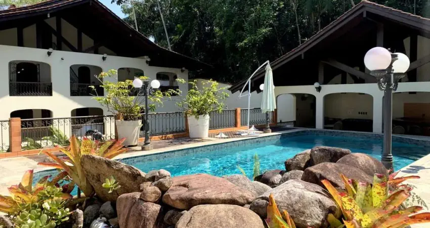 Casa comercial com 3 salas à venda no Velha, Blumenau 