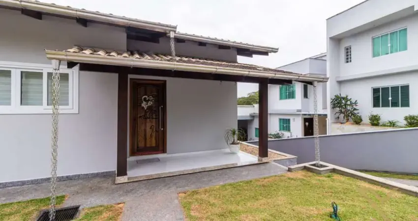 Casa com 3 quartos à venda em Água Verde, Blumenau 