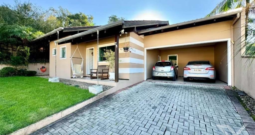 Casa com 3 quartos à venda em Água Verde, Blumenau 