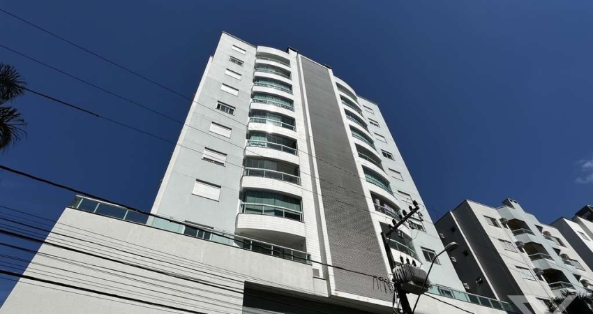 Apartamento com 2 quartos para alugar no Victor Konder, Blumenau 