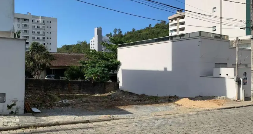 Terreno à venda na Vila Nova, Blumenau 