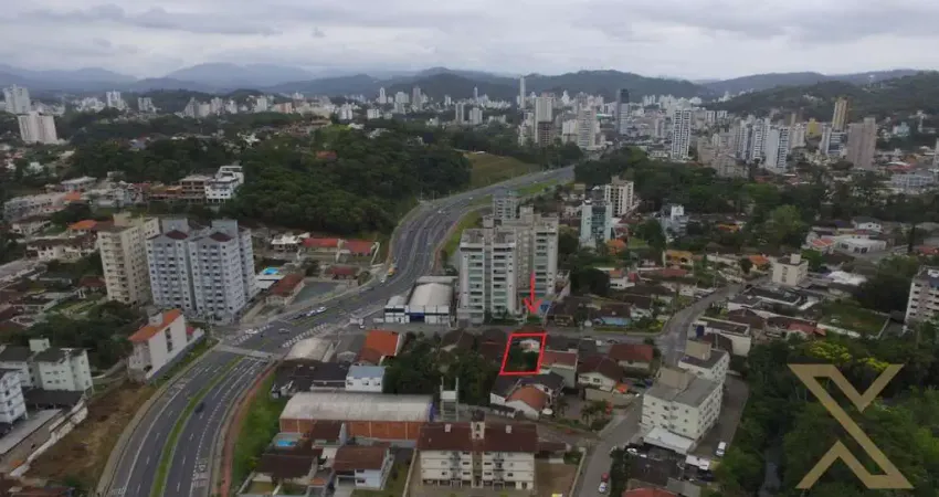 Terreno à venda no Velha, Blumenau 