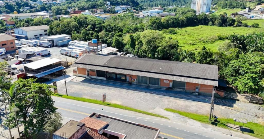 Barracão / Galpão / Depósito à venda no Itoupava Central, Blumenau 