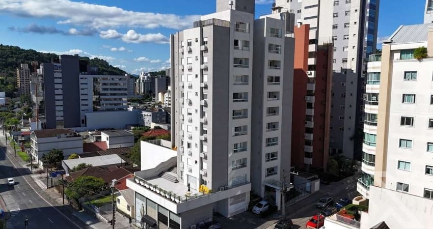 Apartamento com 3 quartos para alugar na Vila Nova, Blumenau 