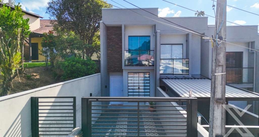 Casa com 3 quartos à venda em Água Verde, Blumenau 