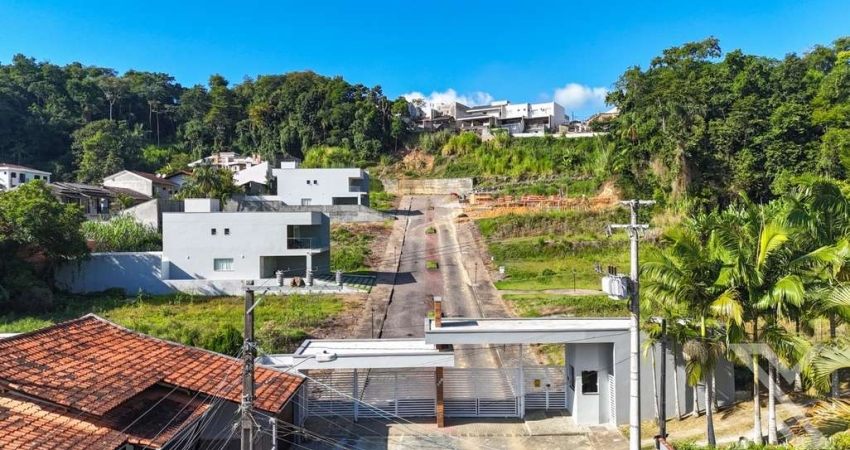 Terreno à venda em Água Verde, Blumenau 