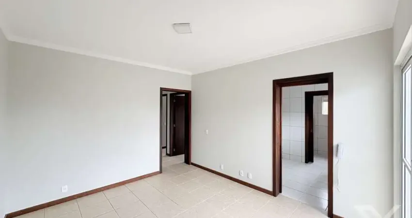 Apartamento com 3 quartos para alugar na Vila Nova, Blumenau 
