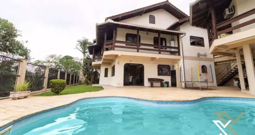 Casa com 4 dormitórios à venda por R$ 1.980.000,00 - Escola Agrícola - Blumenau/SC